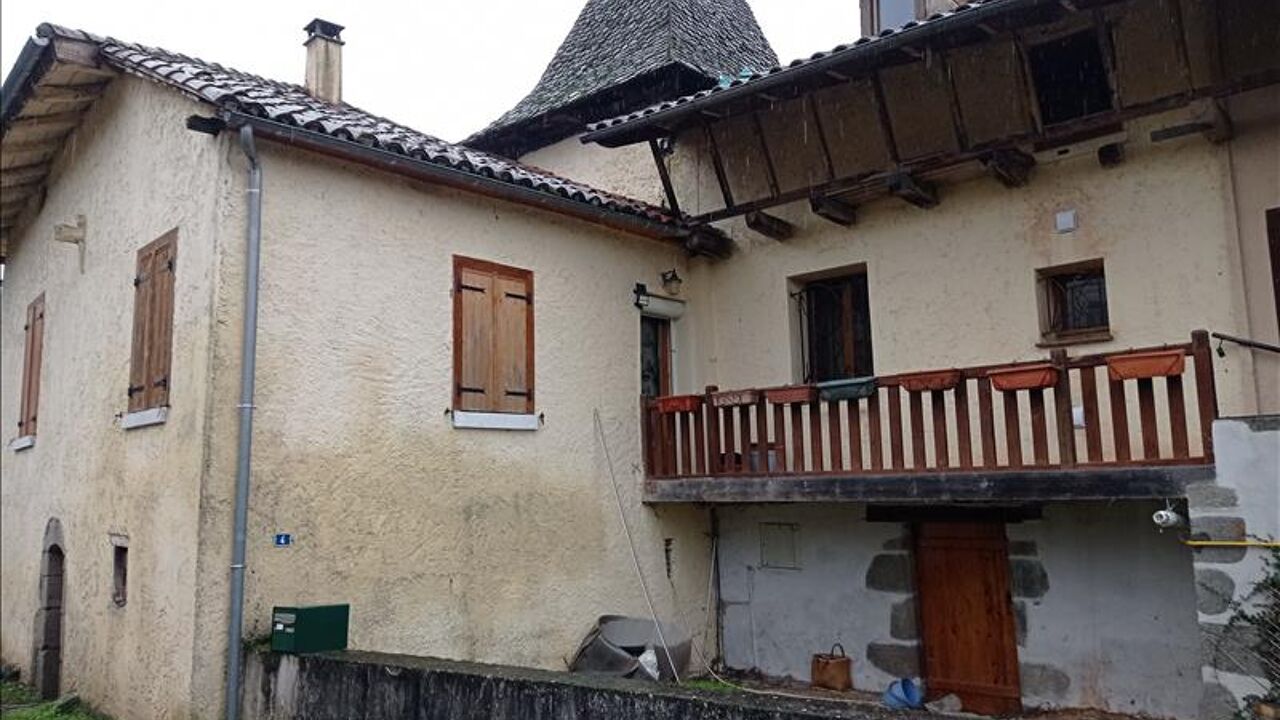 maison 3 pièces 140 m2 à vendre à Saint-Étienne-de-Maurs (15600)