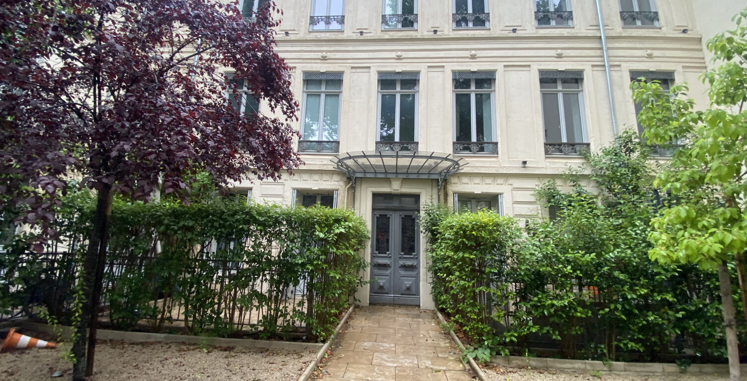 MONTPELLIER // BEAUX ARTS // BOUTONNET // ECUSSON // T2 de 4 — photo 1