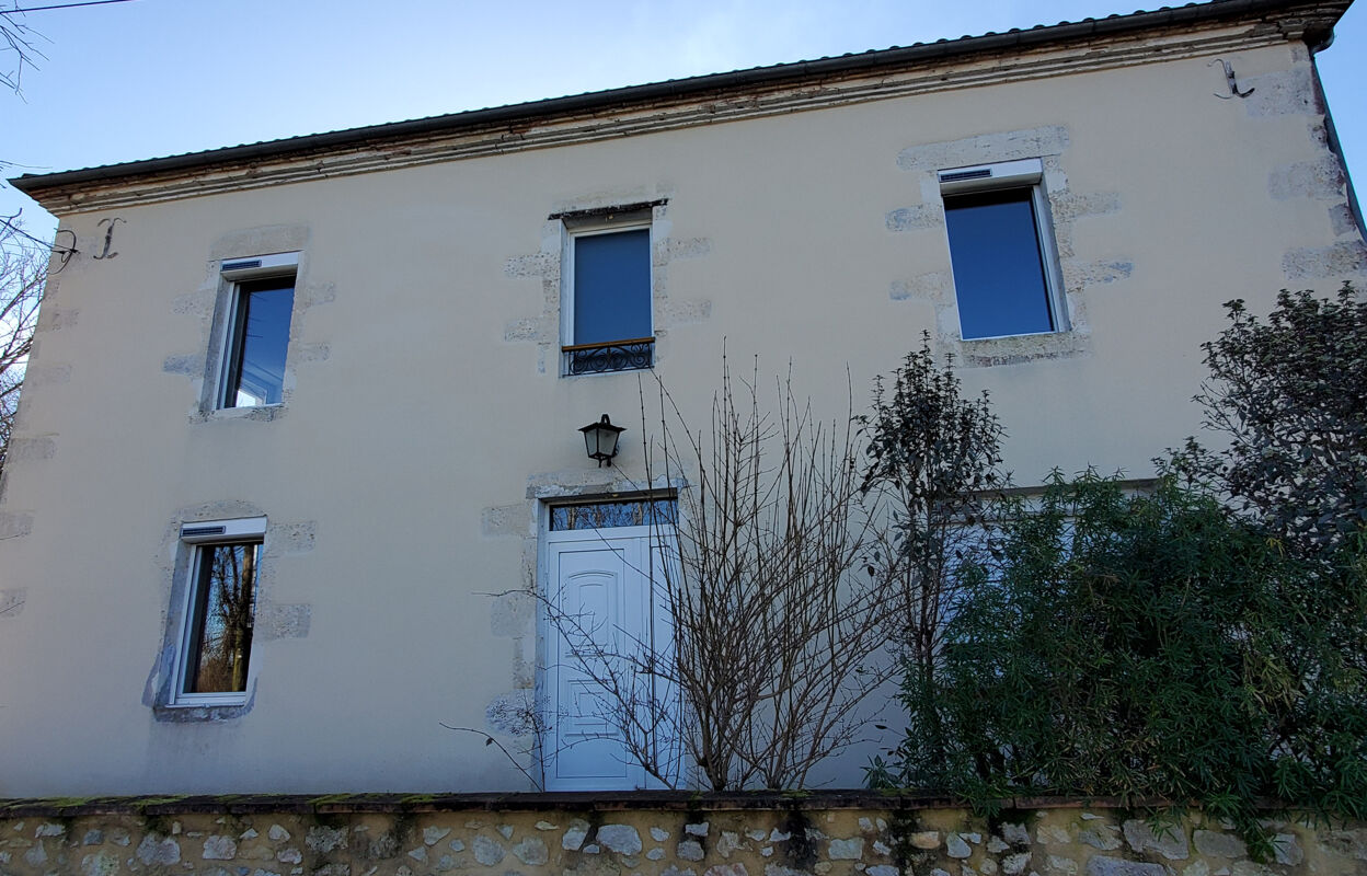 maison 8 pièces 230 m2 à vendre à Poussignac (47700)