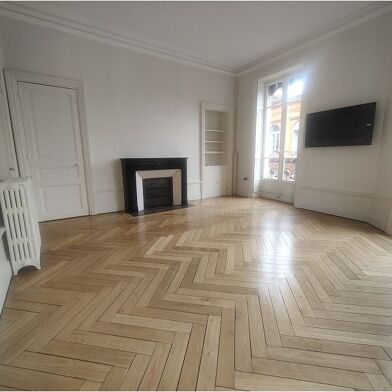 Appartement 4 pièces 159 m²