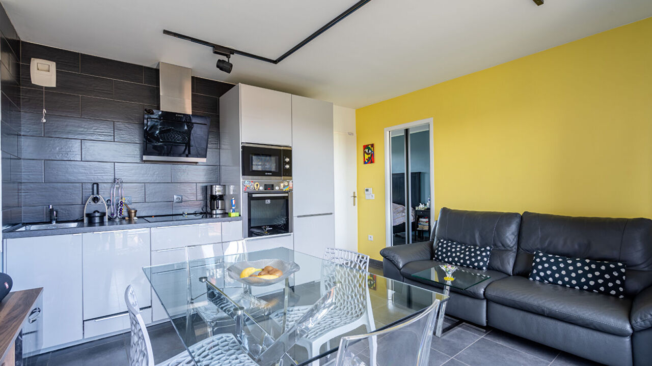 appartement 2 pièces 33 m2 à vendre à Le Blanc-Mesnil (93150)