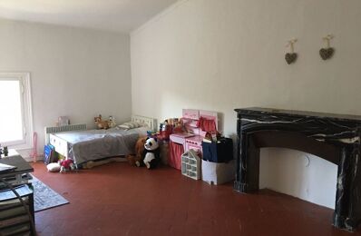 location appartement 413 € CC /mois à proximité de Cabrières (30210)