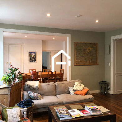 Appartement 4 pièces 242000 €