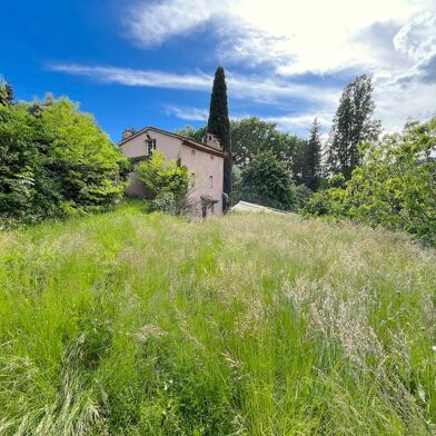 Maison 5 pièces 599000 €