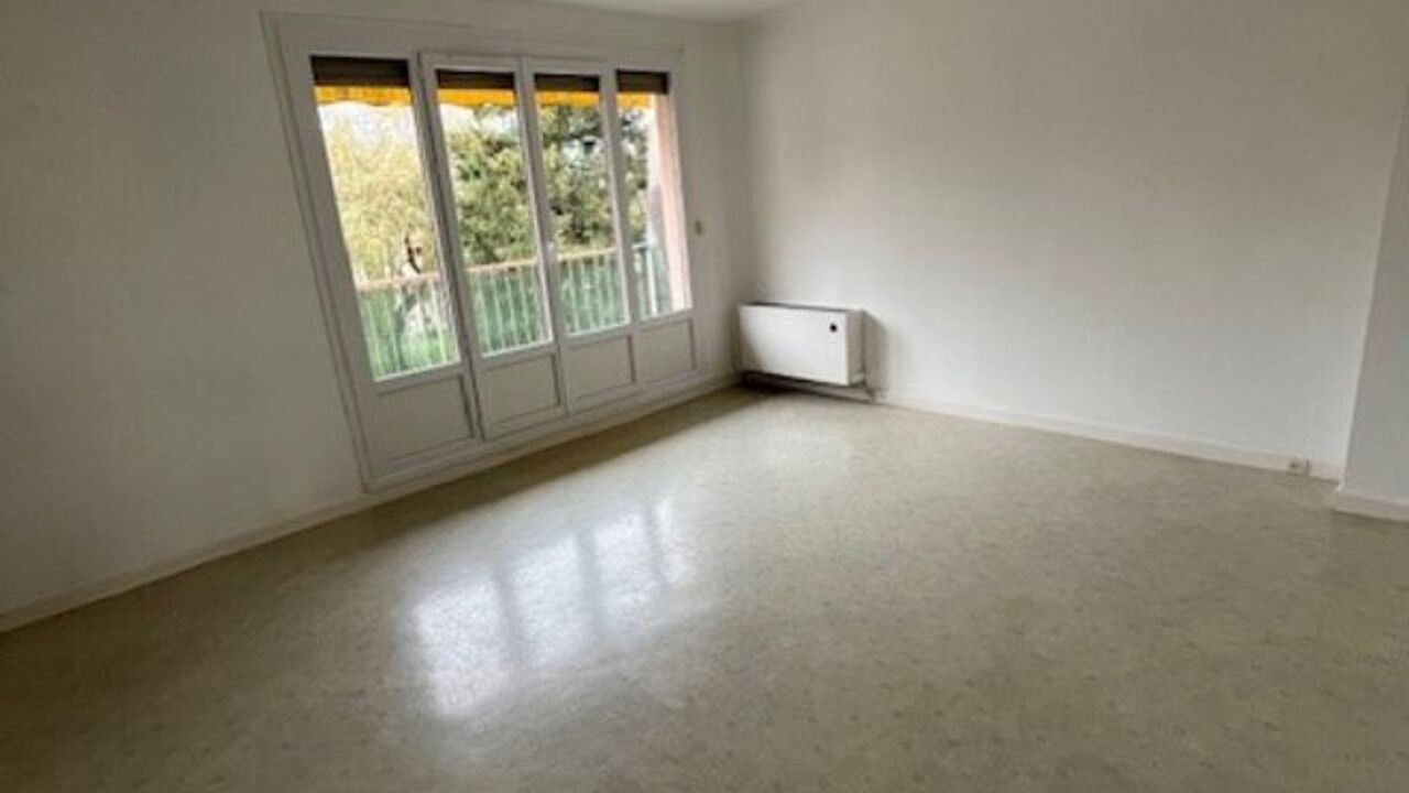 appartement 4 pièces 78 m2 à vendre à Saint-Clément (89100)