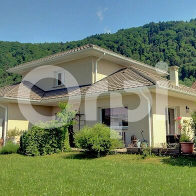Maison 5 pièces 595000 €