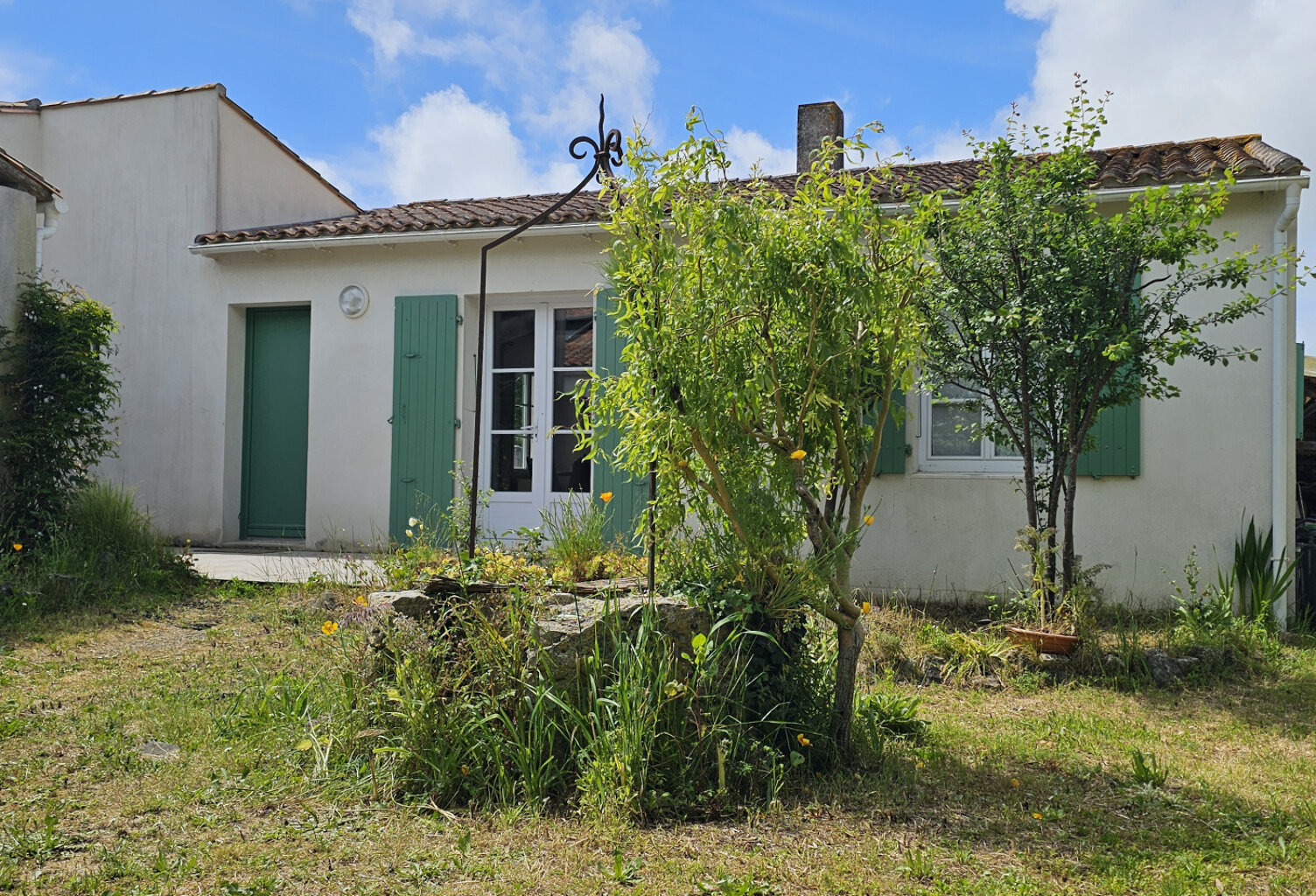 Maison indépendante avec jardin — photo 1