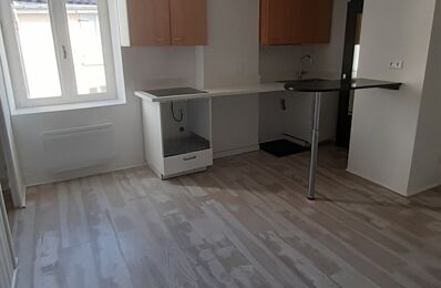 location appartement 495 € CC /mois à proximité de Lozanne (69380)