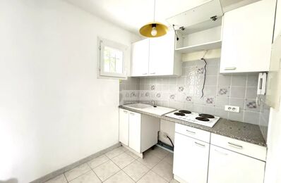 location appartement 720 € CC /mois à proximité de Noves (13550)
