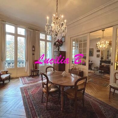 Appartement 5 pièces 135 m²