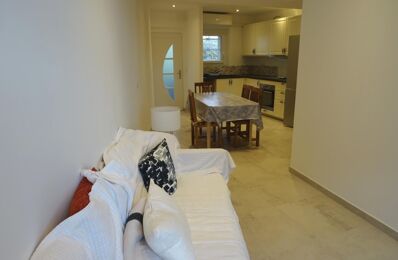 location appartement 780 € CC /mois à proximité de Fréjus (83600)