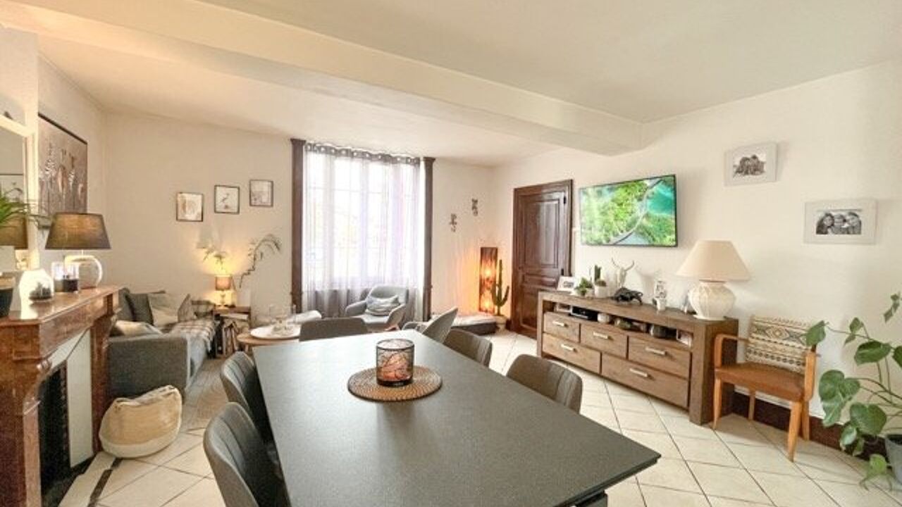 maison 7 pièces 143 m2 à vendre à Montagny (69700)