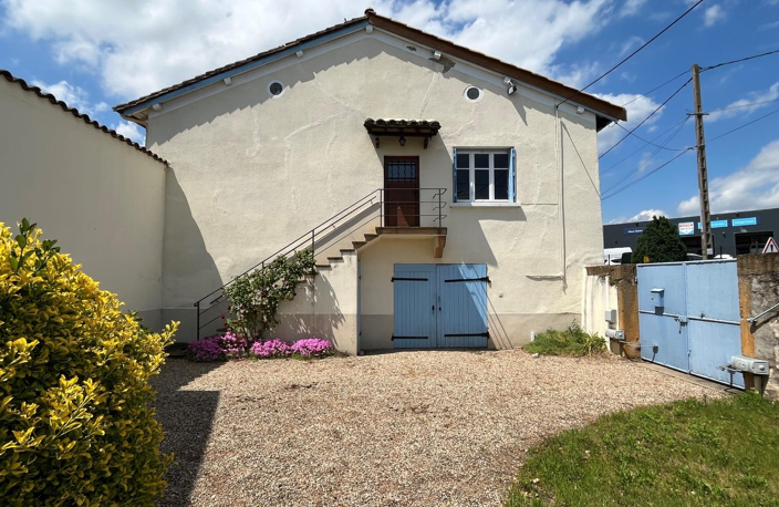 MAISON A RENOVER AVEC JARDIN — photo 2
