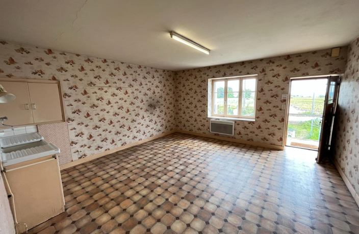 MAISON A RENOVER AVEC JARDIN — photo 3