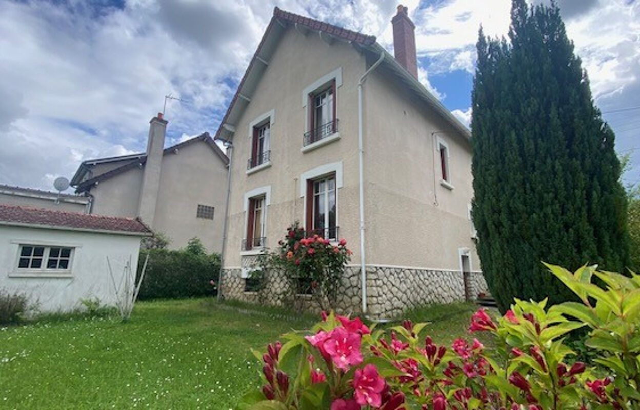 maison 4 pièces 145 m2 à vendre à Cosne-Cours-sur-Loire (58200)