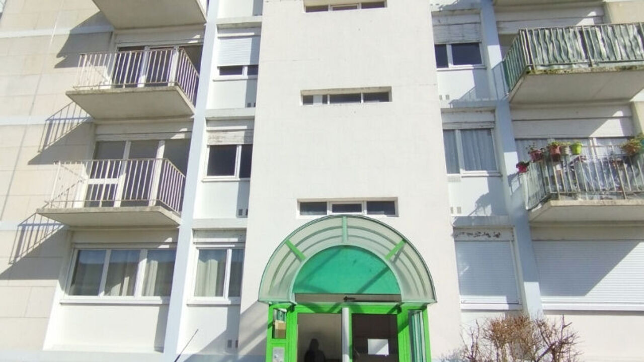 appartement 3 pièces 59 m2 à vendre à Châtellerault (86100)
