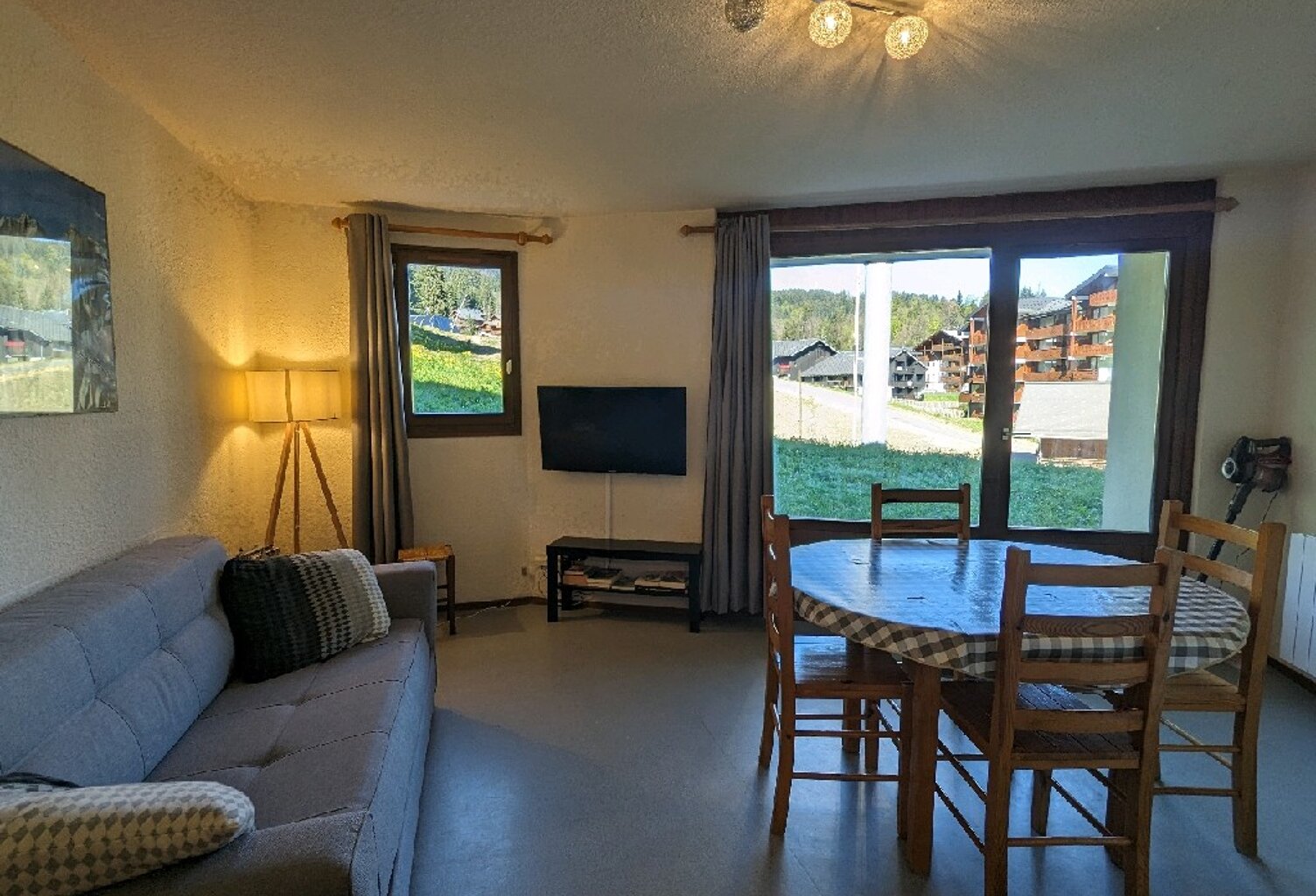 Vente appartement 2 pièces  Taninges (74440) — photo 1