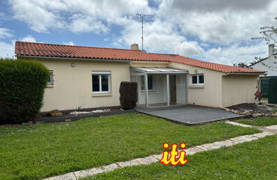 vente maison 212 350 € à proximité de Longeville-sur-Mer (85560)