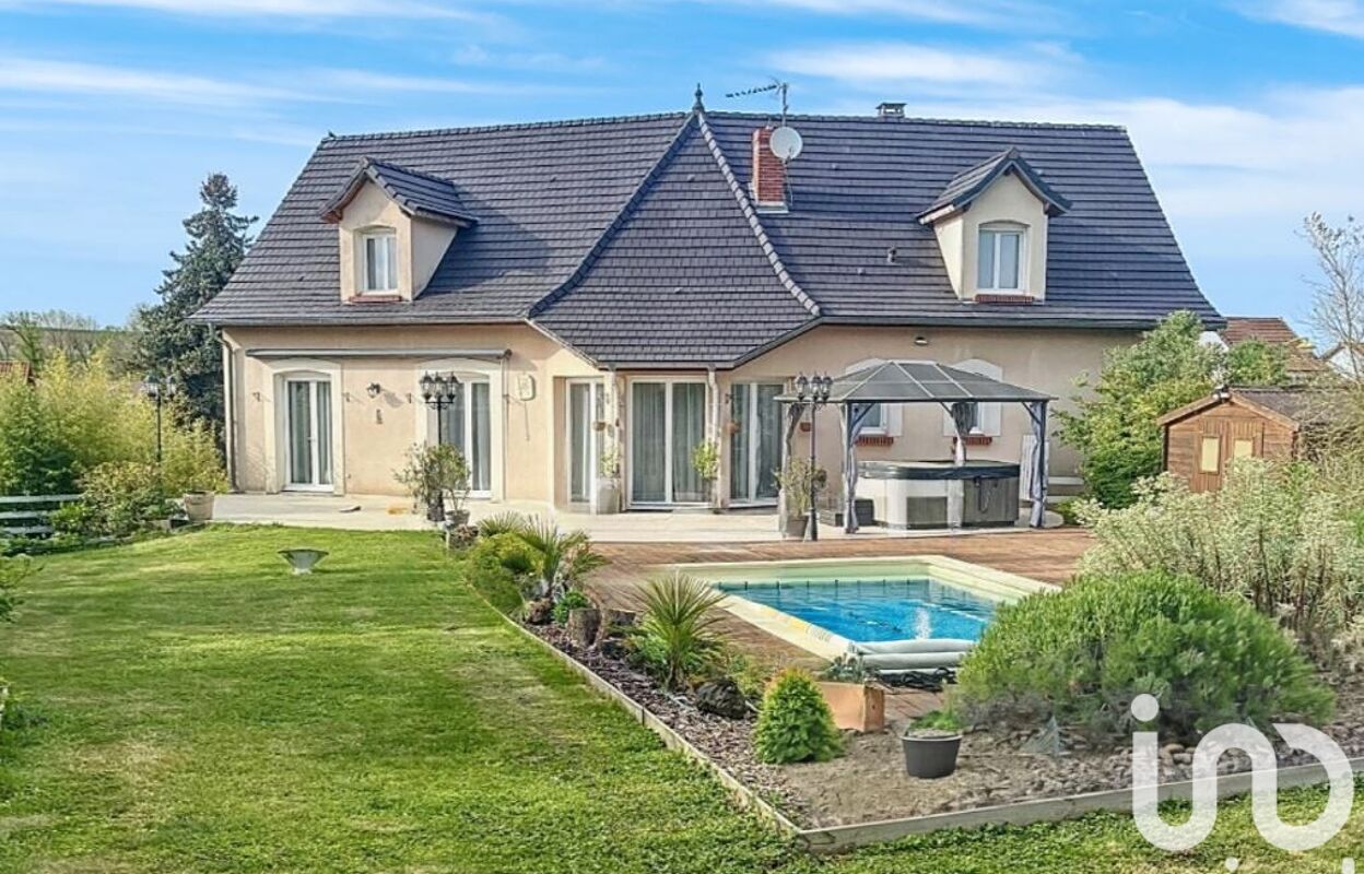 maison 8 pièces 241 m2 à vendre à Dampierre-sur-Moivre (51240)
