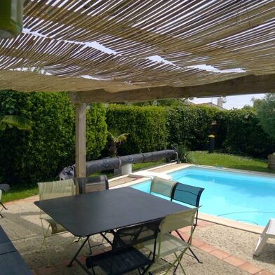 Maison 7 pièces 748800 €