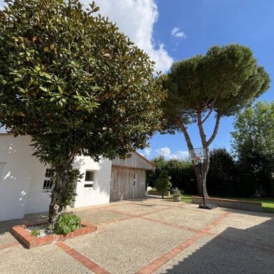 Maison 7 pièces 748800 €