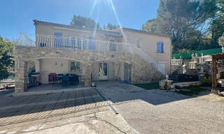 Maison 7 Pièces 160 m² à vendre à Saint-Savournin (13119)