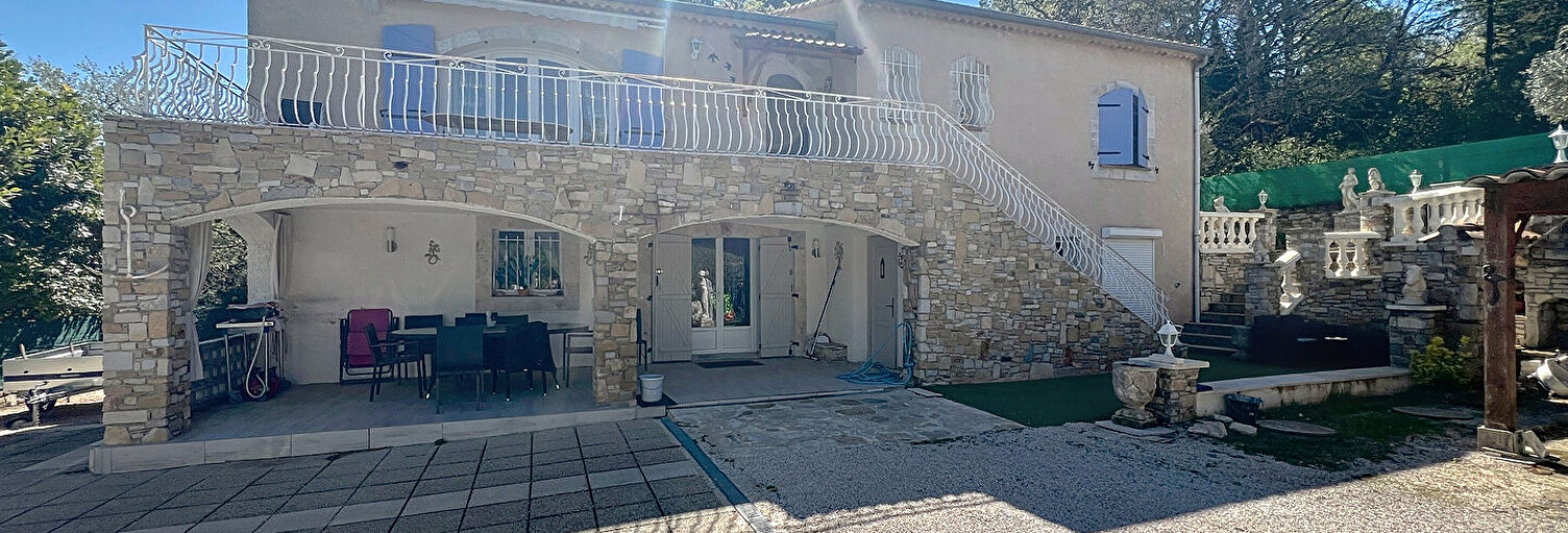 Maison 7 Pièces 160 m² à vendre à Saint-Savournin (13119)