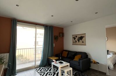 location appartement 1 600 € CC /mois à proximité de Martignas-sur-Jalle (33127)