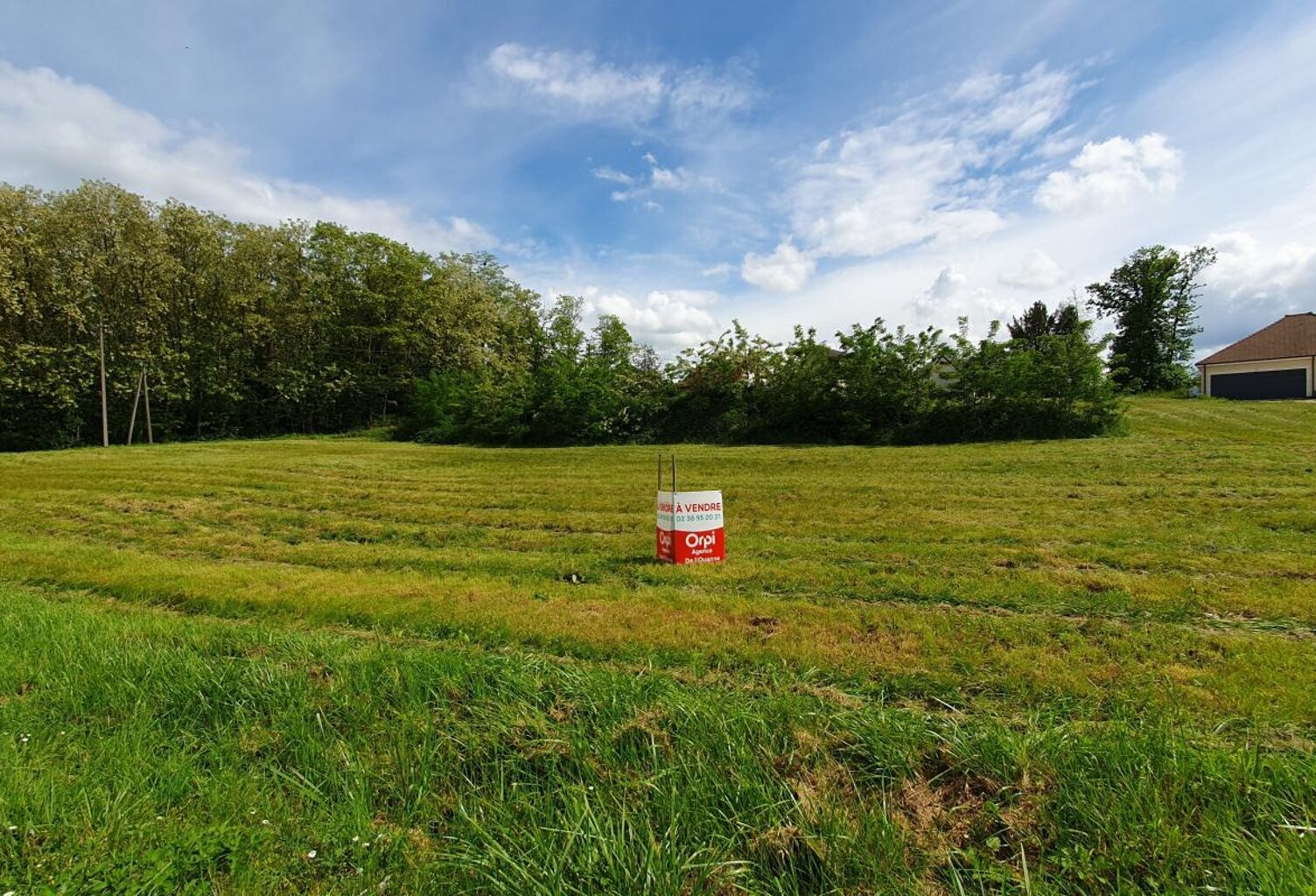 Terrain Chateau Renard 1389 m2 — photo 1