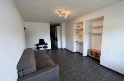 location appartement 760 € CC /mois à proximité de Venelles (13770)