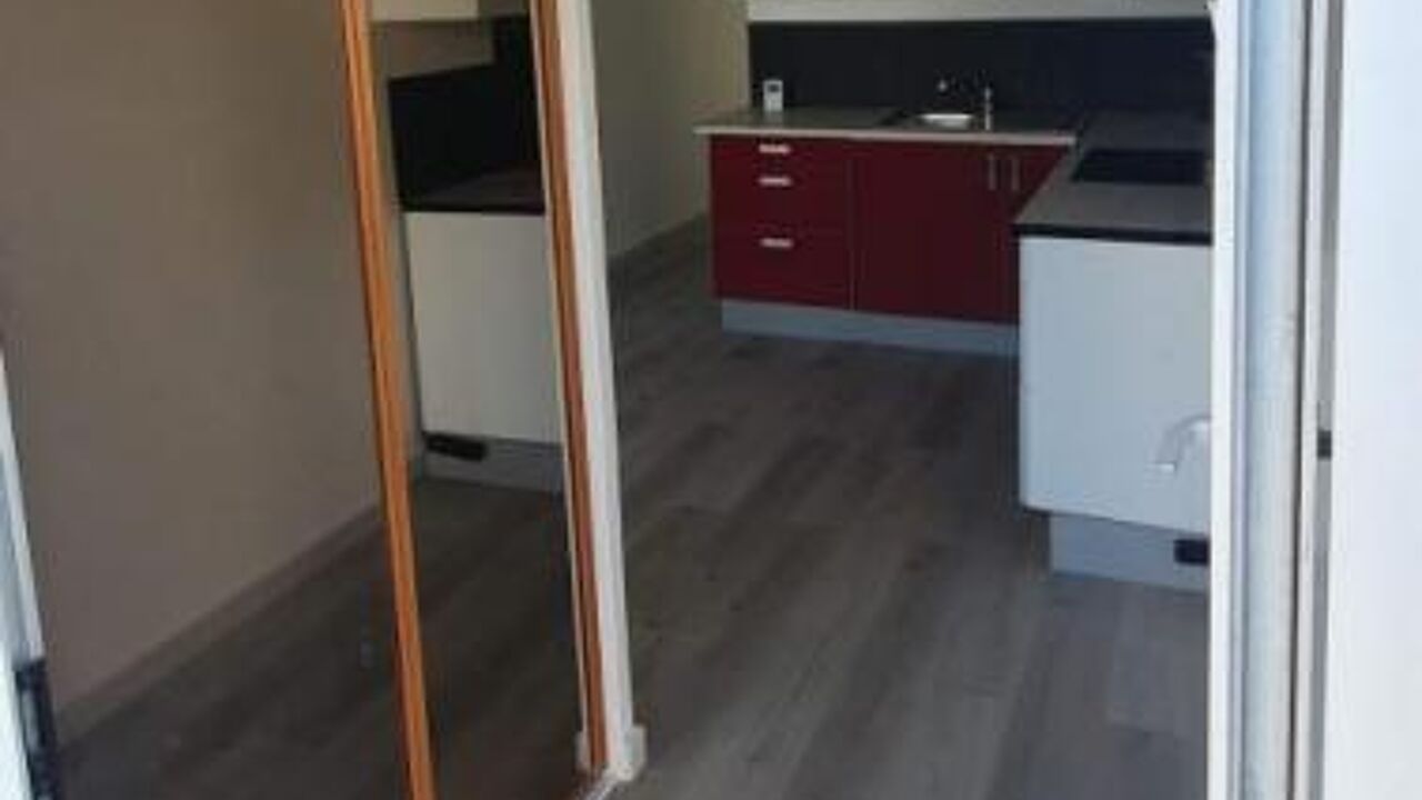 appartement 3 pièces 49 m2 à louer à Ozoir-la-Ferrière (77330)