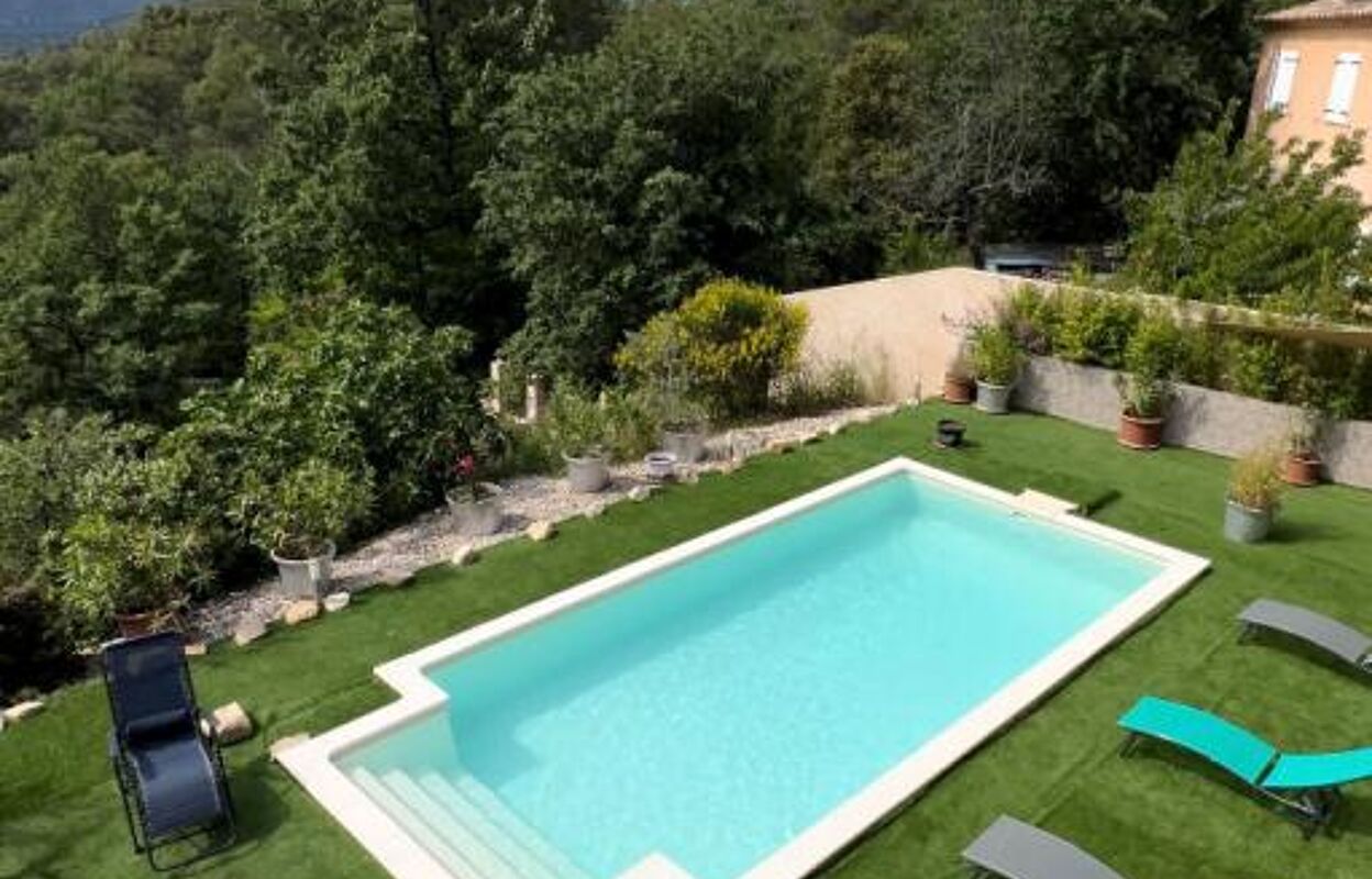 maison 6 pièces 178 m2 à vendre à Rocbaron (83136)