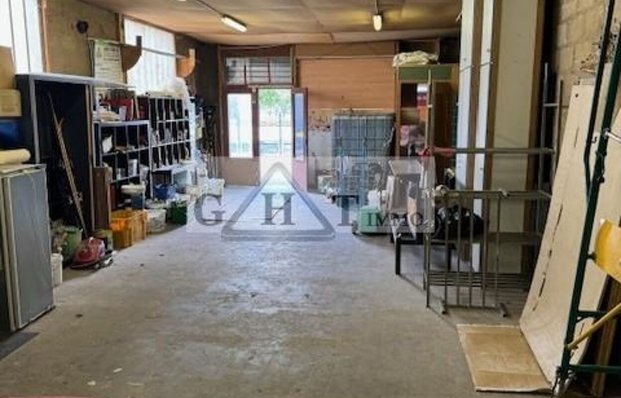 local industriel  pièces 100 m2 à vendre à Vitry-sur-Seine (94400)