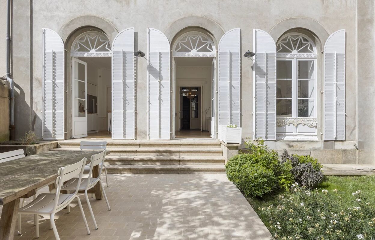 maison 10 pièces 360 m2 à vendre à Nantes (44000)