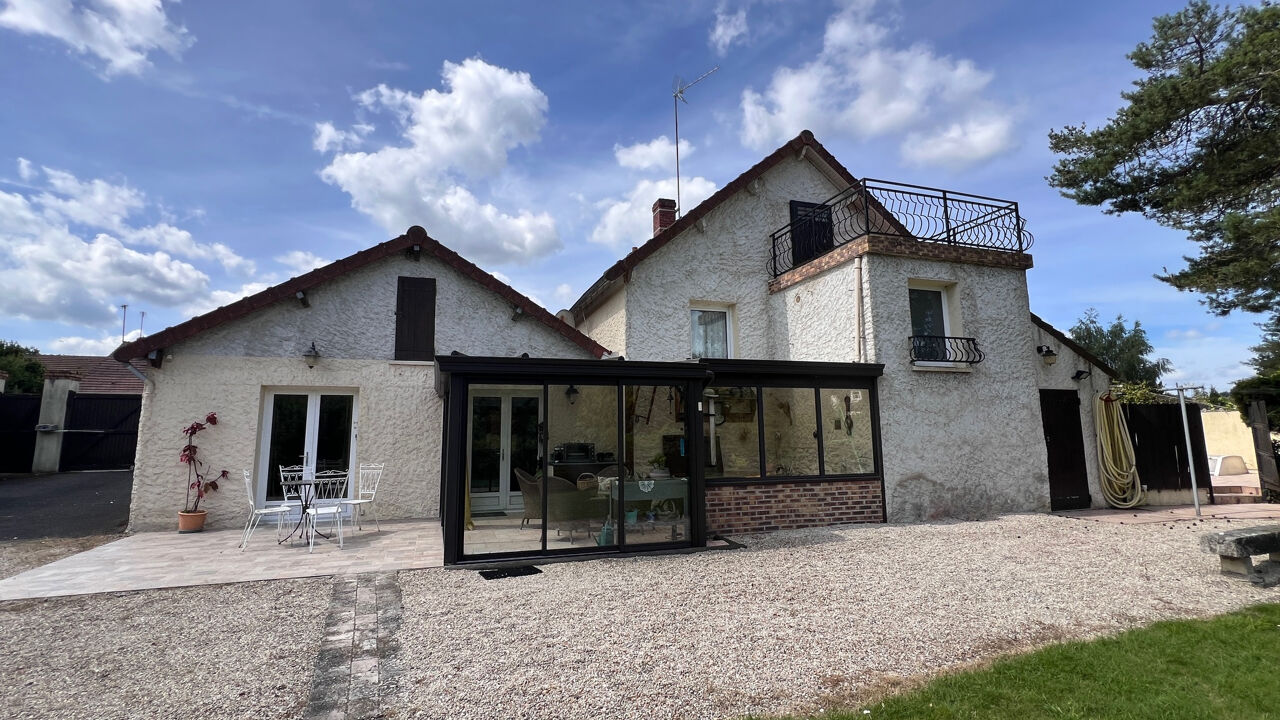 maison 6 pièces 144 m2 à vendre à La Ferté-Alais (91590)