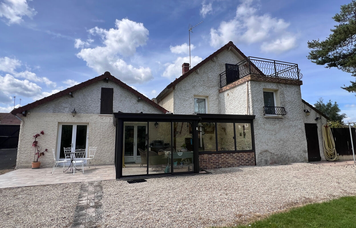 maison 6 pièces 144 m2 à vendre à La Ferté-Alais (91590)