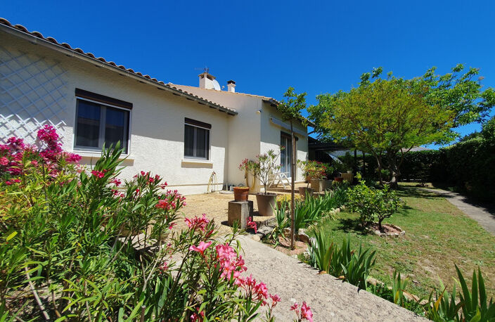A Vendre GARD (30) - Villa P6 plain-pied à Uzès sur 855 m2 d — photo 4