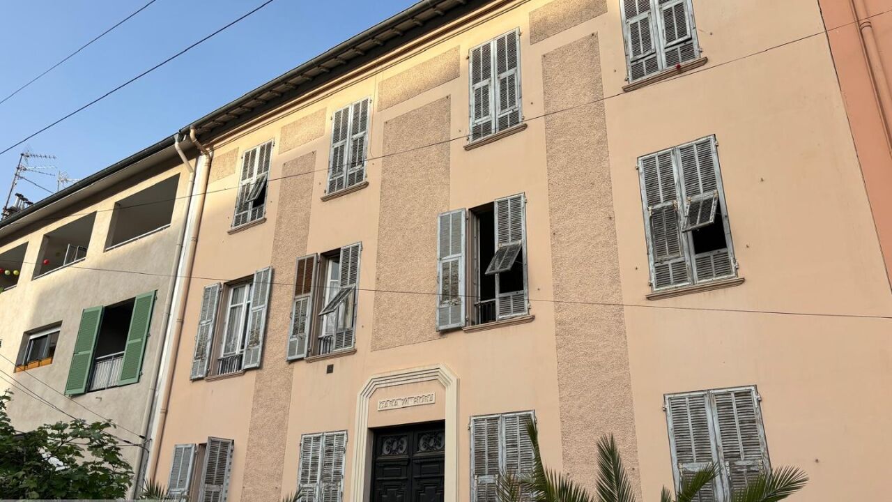 appartement 3 pièces 31 m2 à vendre à Nice (06000)