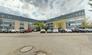 Bureau  661 m² à louer à Écully (69130)