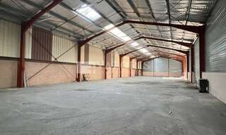 Commerce  1369 m² à louer à Flassans-sur-Issole (83340)