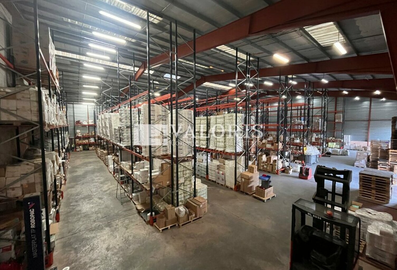 ENTREPOT - LOGISTIQUE à LOUER — photo 1