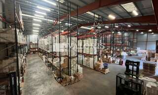 Commerce  2869 m² à louer à Flassans-sur-Issole (83340)