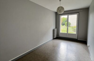location appartement 495 € CC /mois à proximité de Cambronne-Lès-Ribécourt (60170)