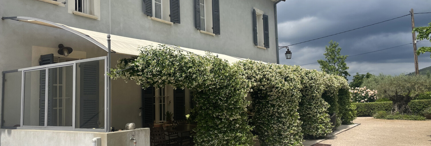 Maison 7 Pièces 282 m² à vendre à La Crau (83260)