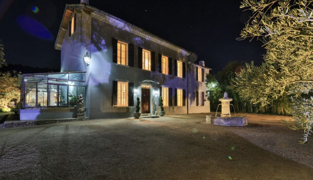 Villa / Maison 7 pièces  à vendre Crau (La) 83260