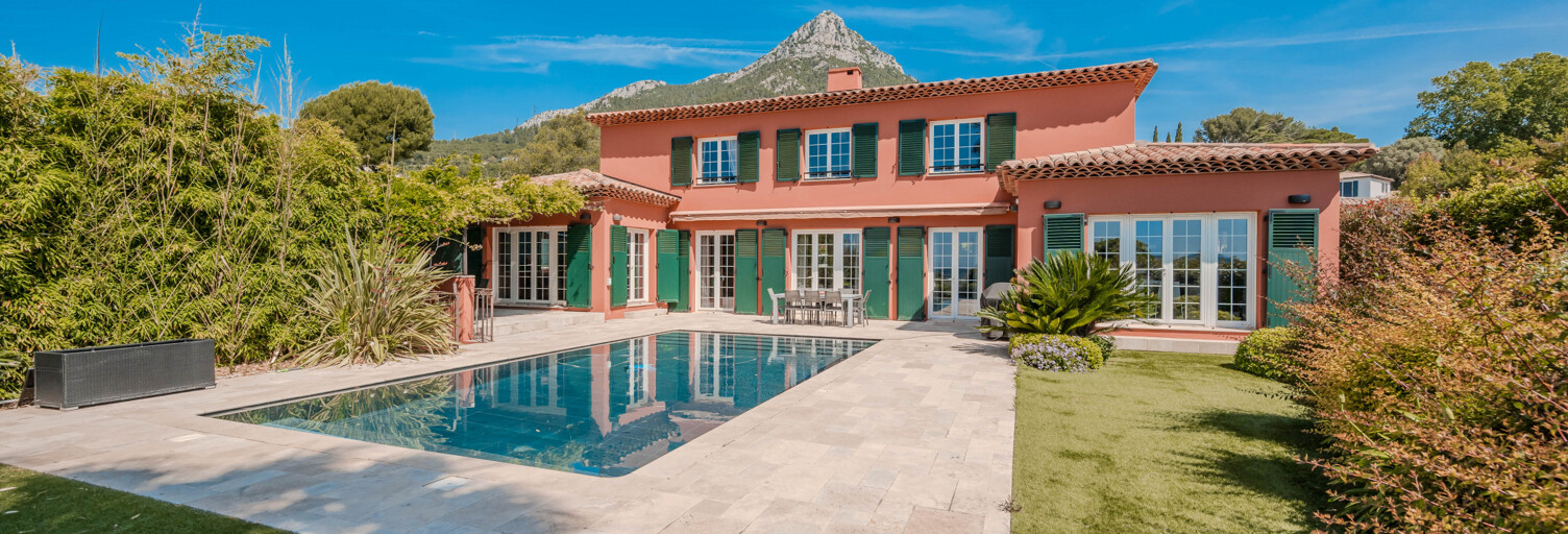 Maison 8 Pièces 450 m² à vendre à La Valette-du-Var (83160)