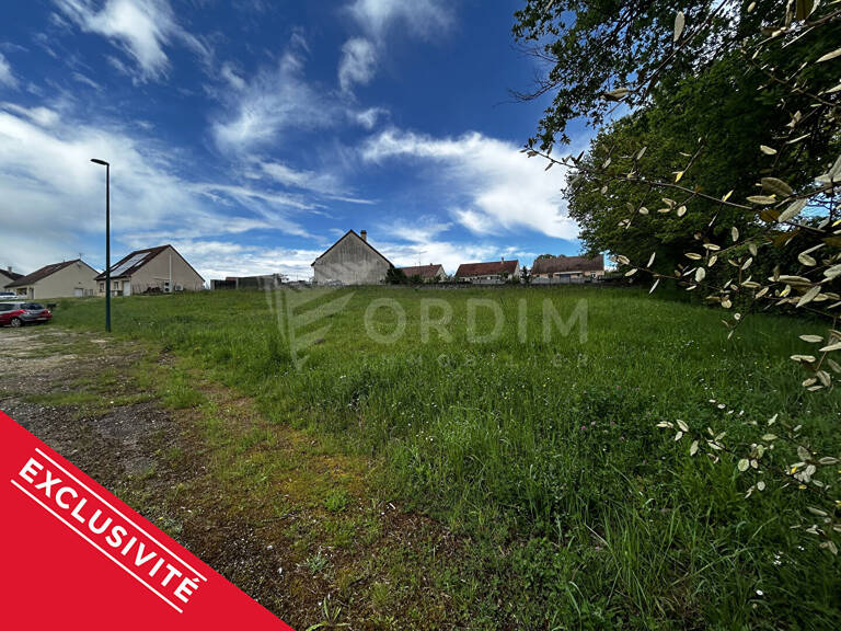 Terrain à bâtir MOULIN/OUANNE environ 900m² modulable — photo 1