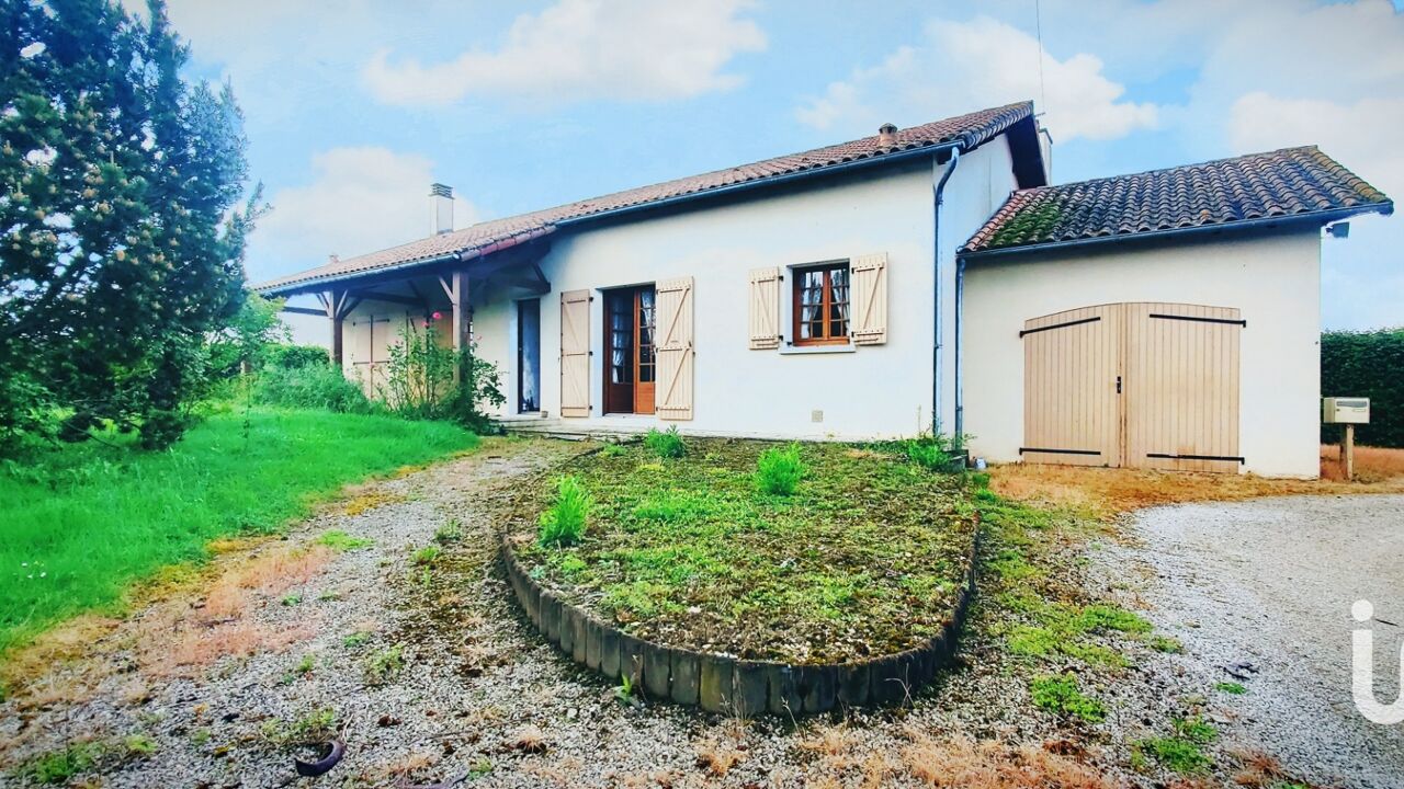 maison 6 pièces 121 m2 à vendre à Chef-Boutonne (79110)