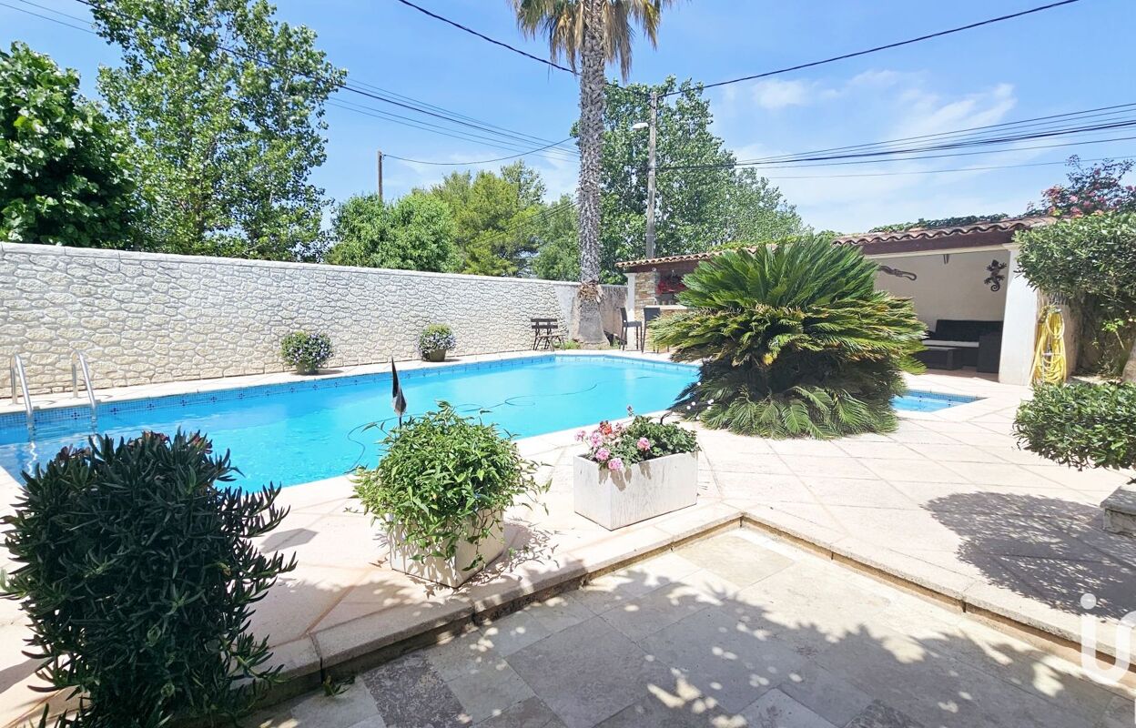 maison 9 pièces 219 m2 à vendre à Marignane (13700)