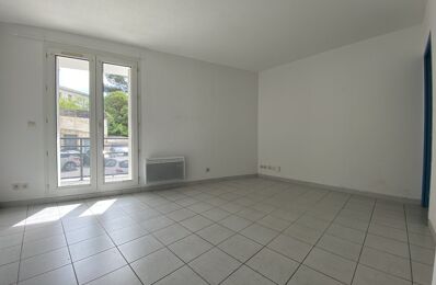 location appartement 490 € CC /mois à proximité de Valergues (34130)